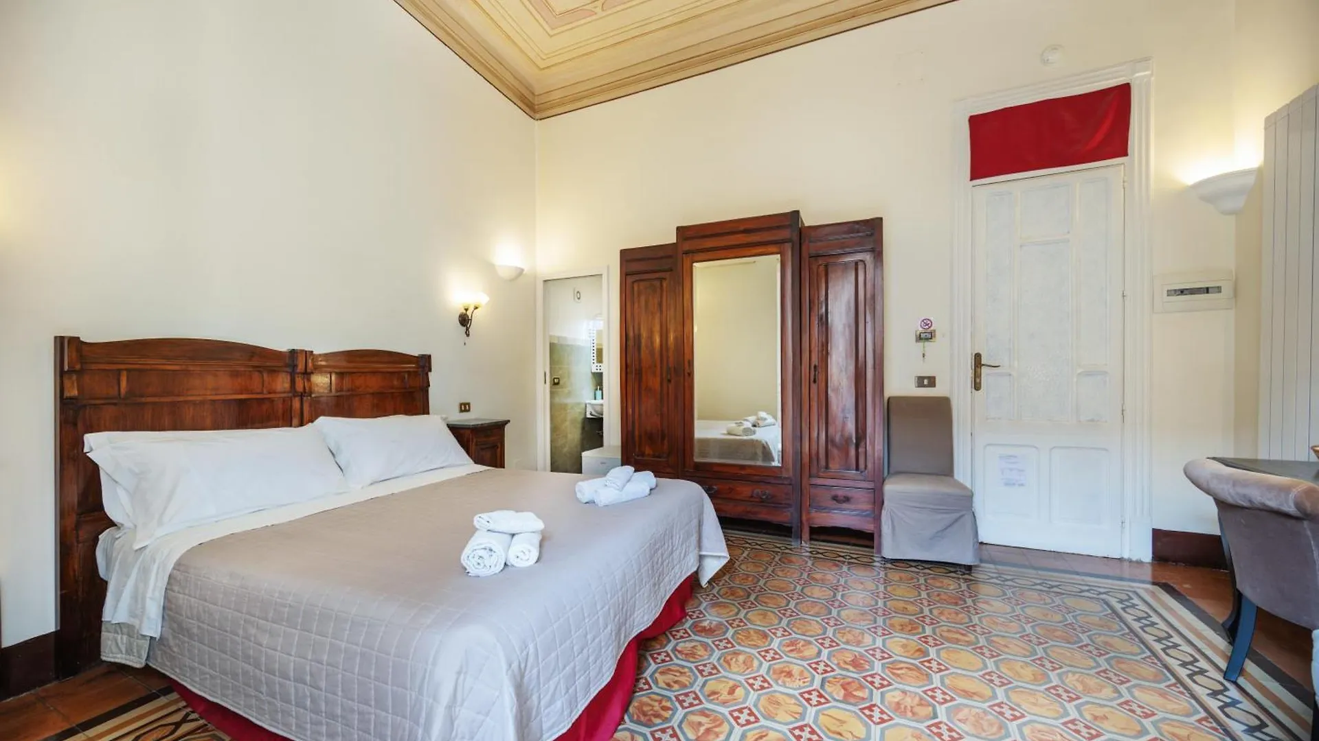 Bed & Breakfast B&B Novecento Palermo Italië